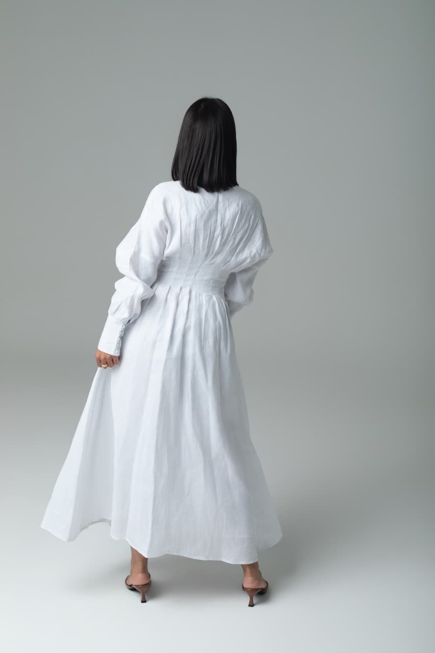 THE RAINA B DRESS IN WHITE LINEN