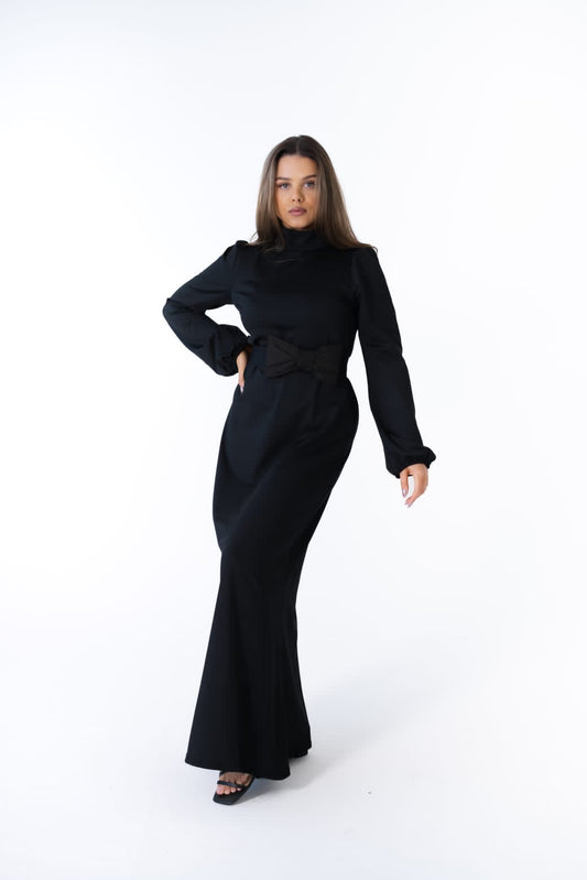 THE VENUS DRESS IN BLACK