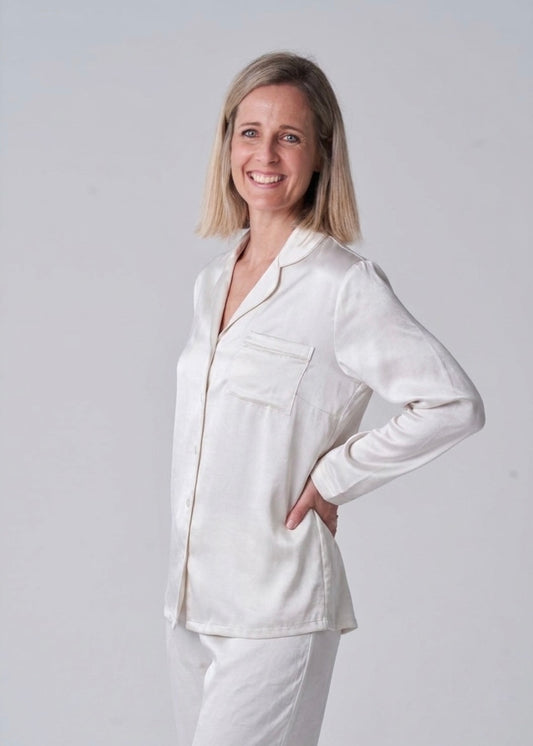 SATIN PJ SET IN MILK