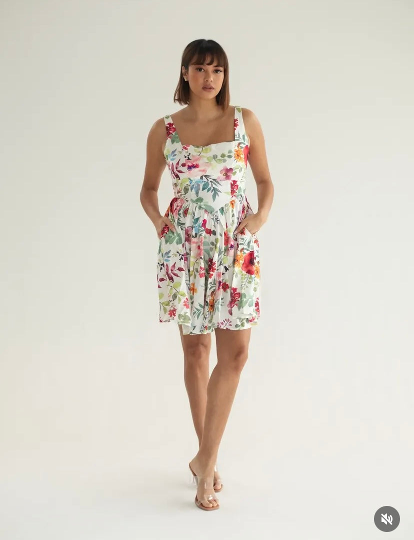THE REN DRESS IN FLORAL BOUTIQUE