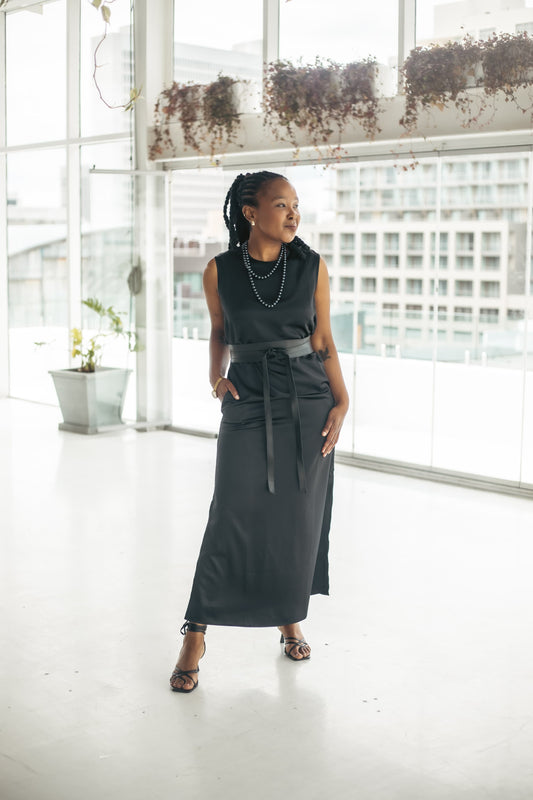 THE NIA DRESS - BLACK