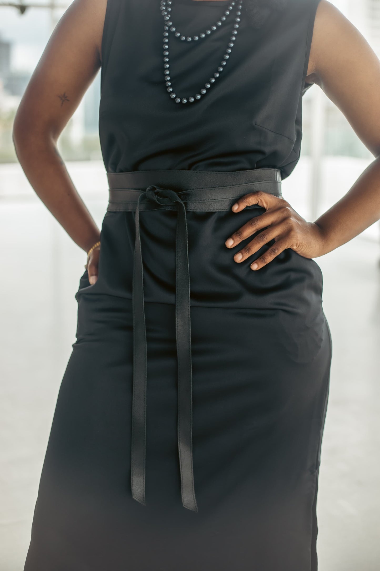 THE NIA DRESS - BLACK