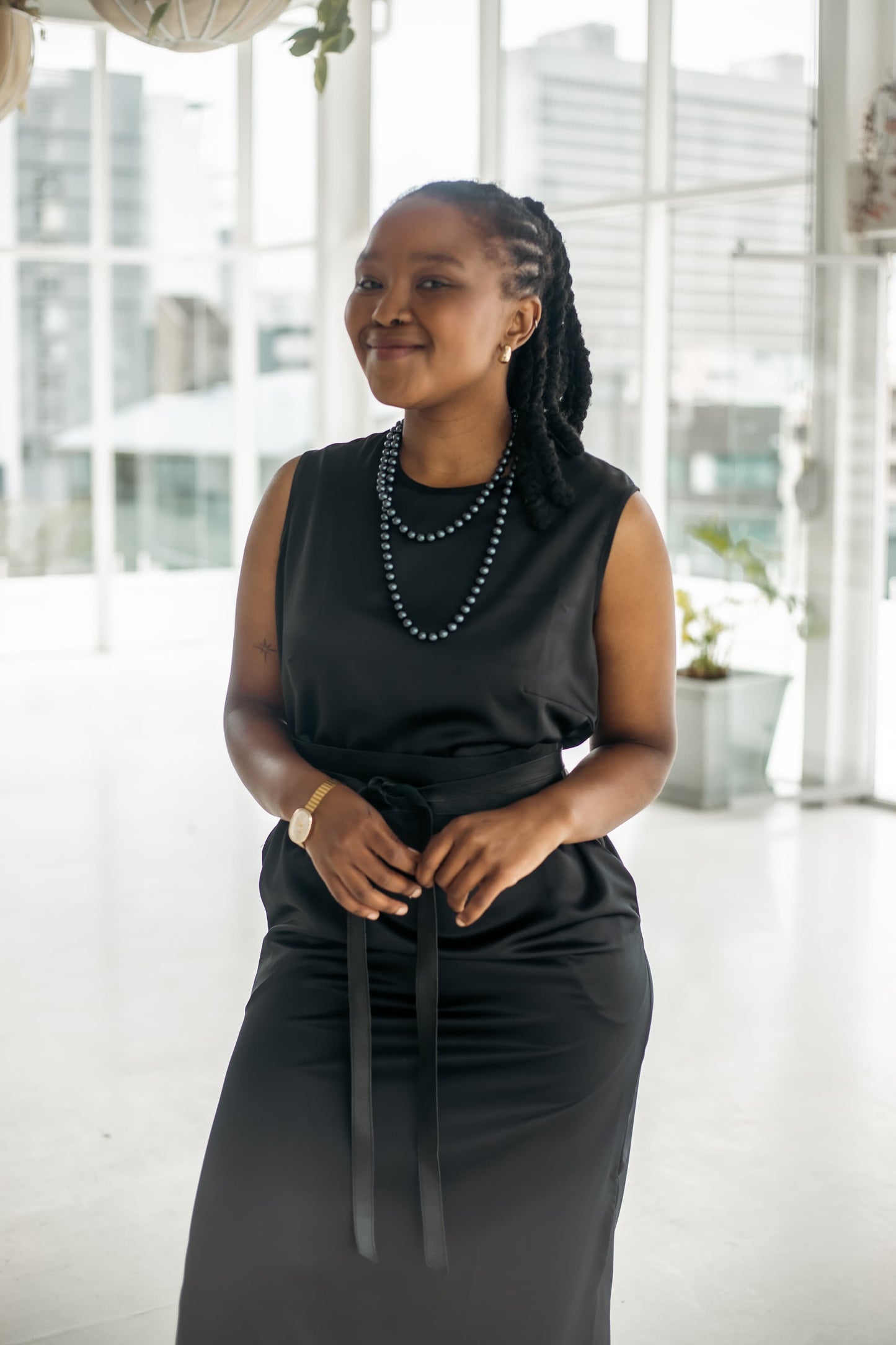 THE NIA DRESS - BLACK